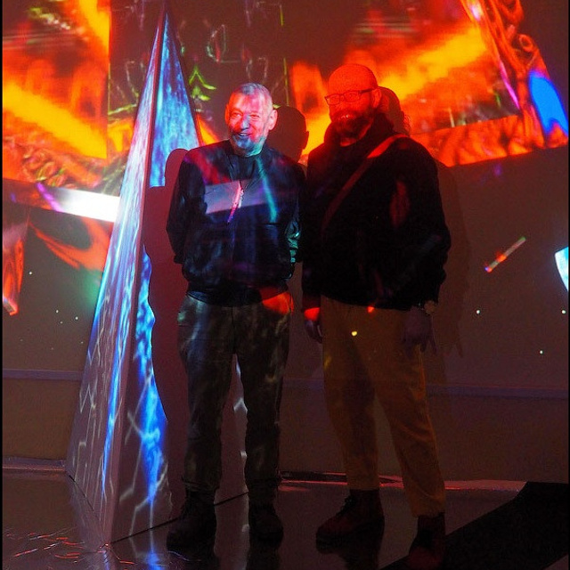 Посвящение космонавтике - Люминография - luminografia.ru