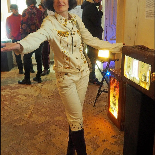 Восстание лайтбоксеров - Люминография - luminografia.ru