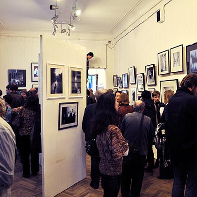 ВЕСНА 2009 в фотографическом разделе выставки было показано несколько люминографических работ