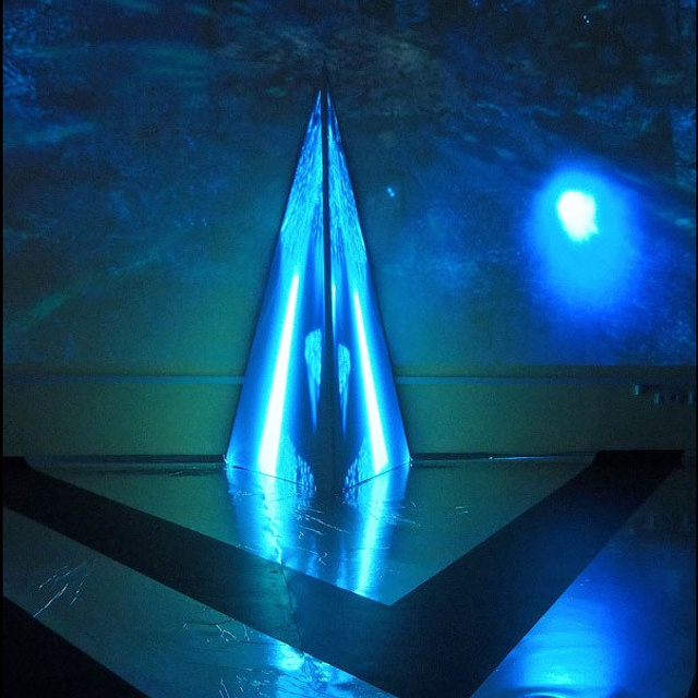 Посвящение космонавтике - Люминография - luminografia.ru