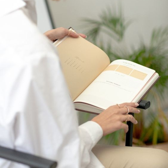 Мудборд: Организатор пространство/Расхламление. Контент-съёмка и бизнес-портреты в Москве. Виктория Кулюкина