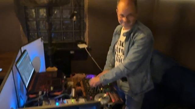 Ведущий, Тамада, DJ, фото в Перми. Хорошее настроение