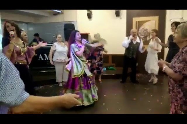 Цыганский ансамбль