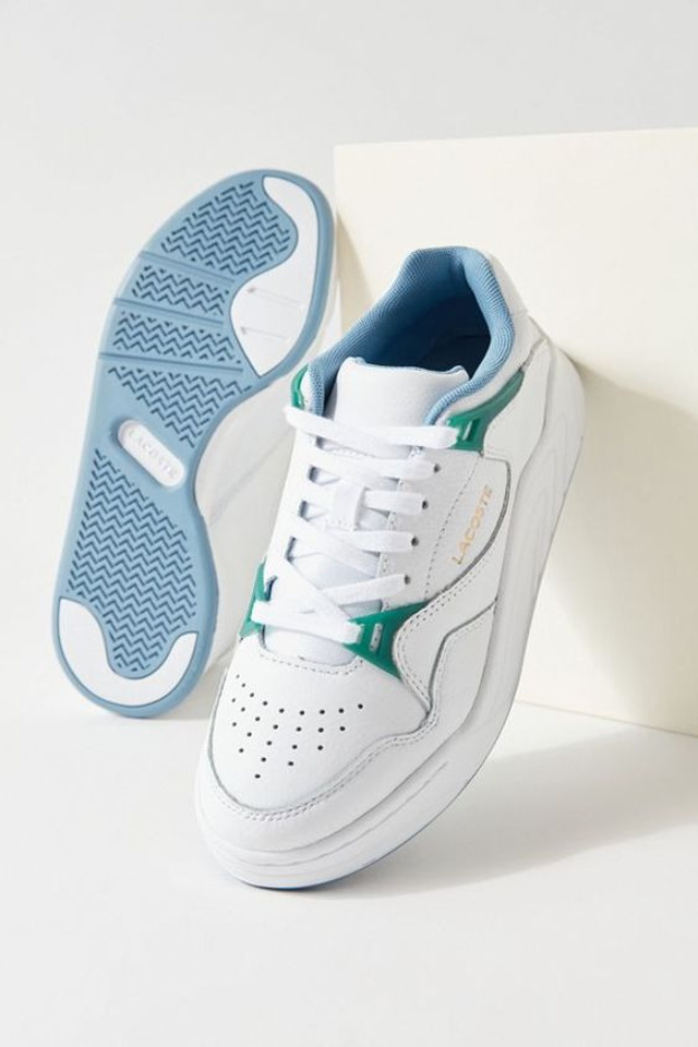 Эстетичная съемка мужских кроссовок для спортивного и повседневного стиля