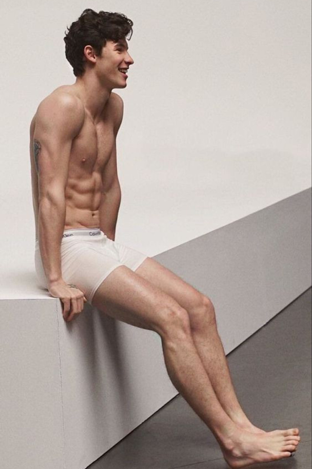 Эффектная съемка мужских трусов для выделения модных трендов