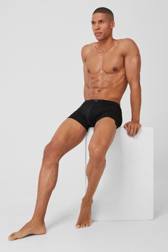 Качественная фотосъемка для рекламы и лукбуков мужского нижнего белья