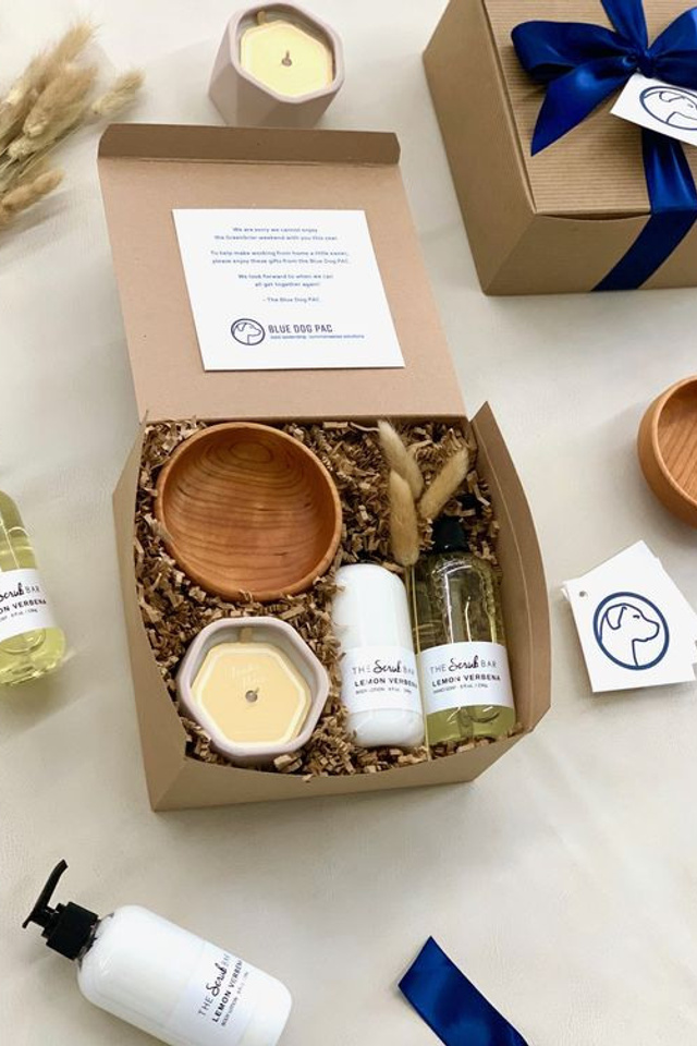 Референс для подарочных наборов для женщин с спа-продуктами.