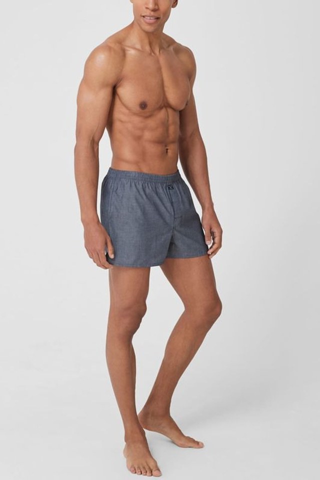 Профессиональная съемка трусов с акцентом на натуральные материалы