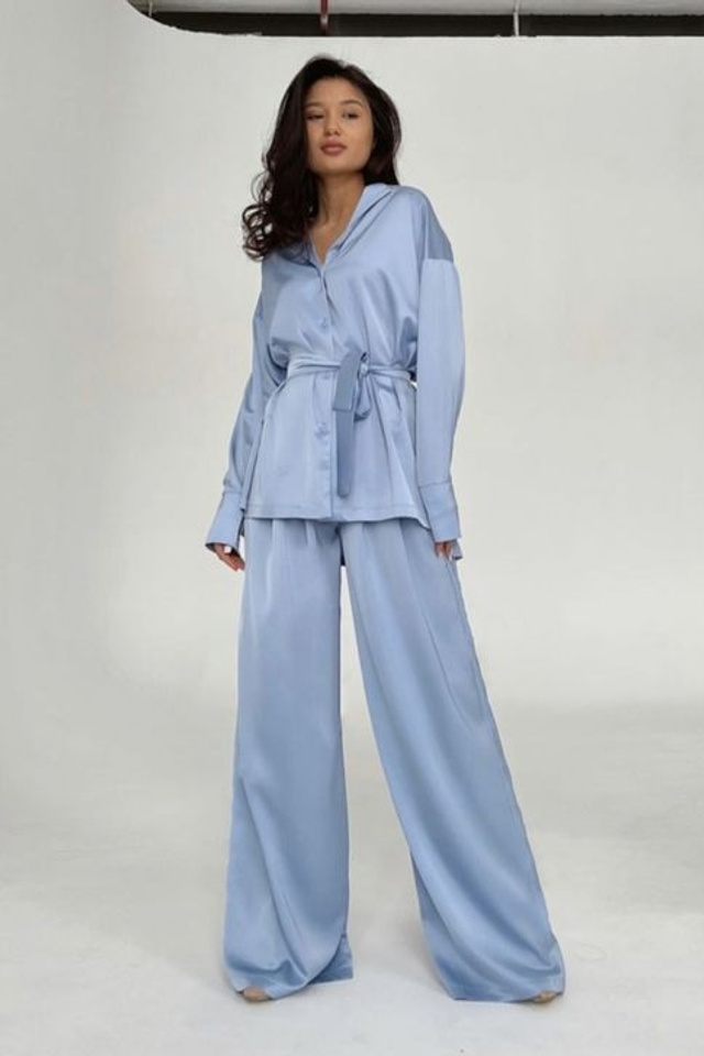 Профессиональная съемка костюмов для акцента на модные принты и узоры