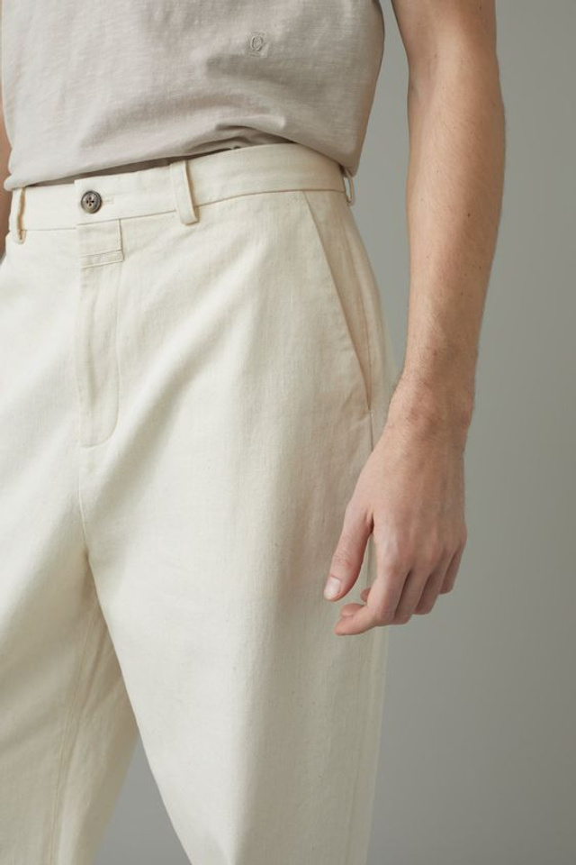 Эффектная съемка штанов для создания ярких и запоминающихся образов