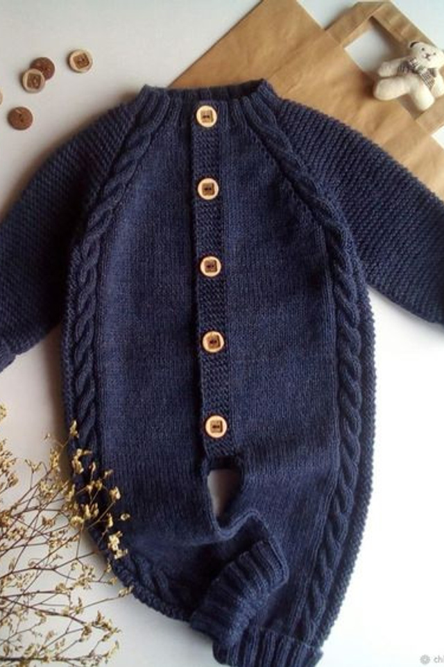 Фотосъемка одежды для грудничков для интернет-магазинов и каталогов