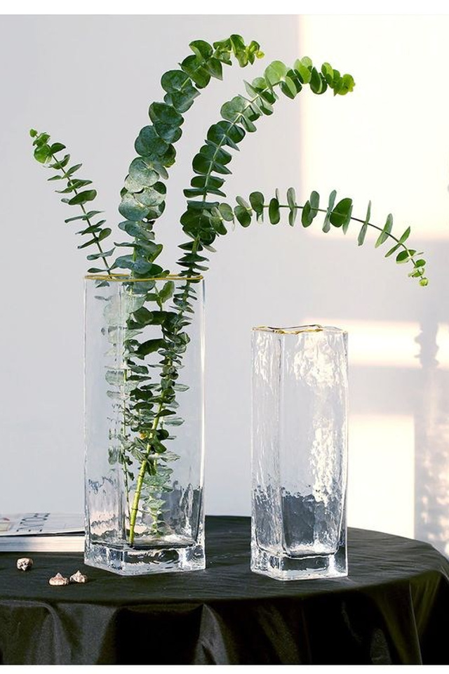 Многофункциональные вазы для использования в различных интерьерах