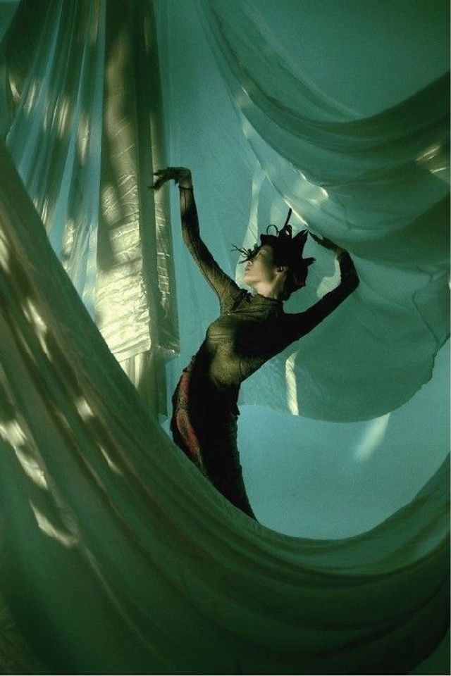 Анонсы. Александра Мельниченко/ Бегающий фотограф