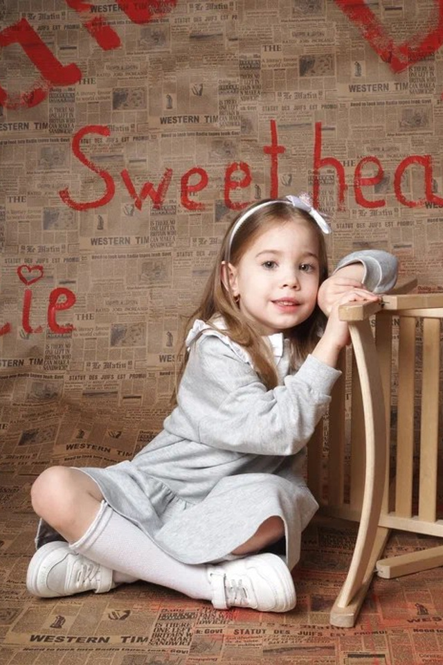 Модель для предметной съемки Александра Е. Н.Н.| Sale Easy