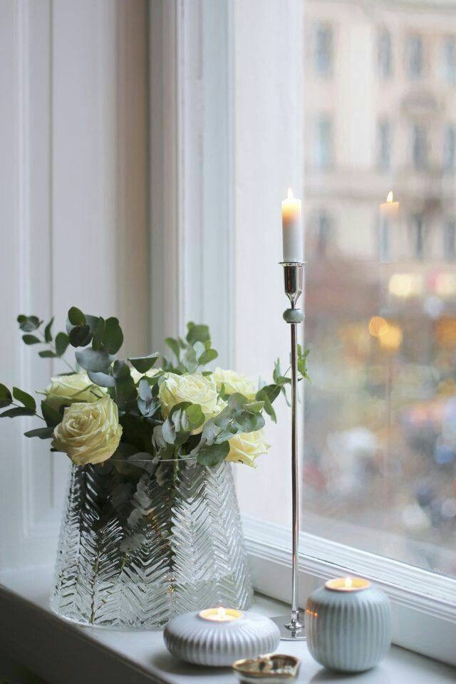 Вазы из стекла для легкости и элегантности