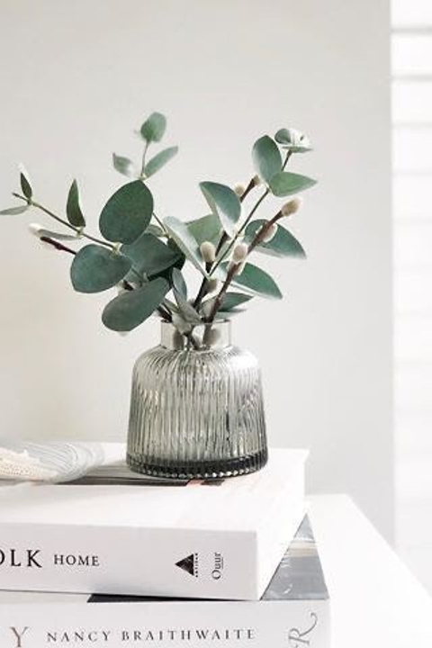 Вазы для оформления каминов и полок