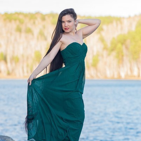 Шифоновое изумрудное, 42-44р, молния, 600р