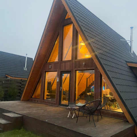 Аренда дома с чаном баней на Новый год - Загородный домик на 6 человек. Коттедж А-фрейм с баней и уличным чаном в Подмосковье - в аренду для отдыха