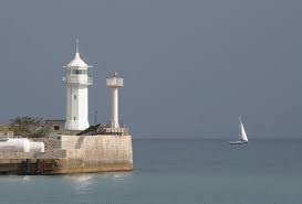 Локации для фотосессии в Ялте. Профессиональная фотосъемка в Крыму. Натуральные эмоции и живые кадры. Забронируйте дату прямо сейчас!