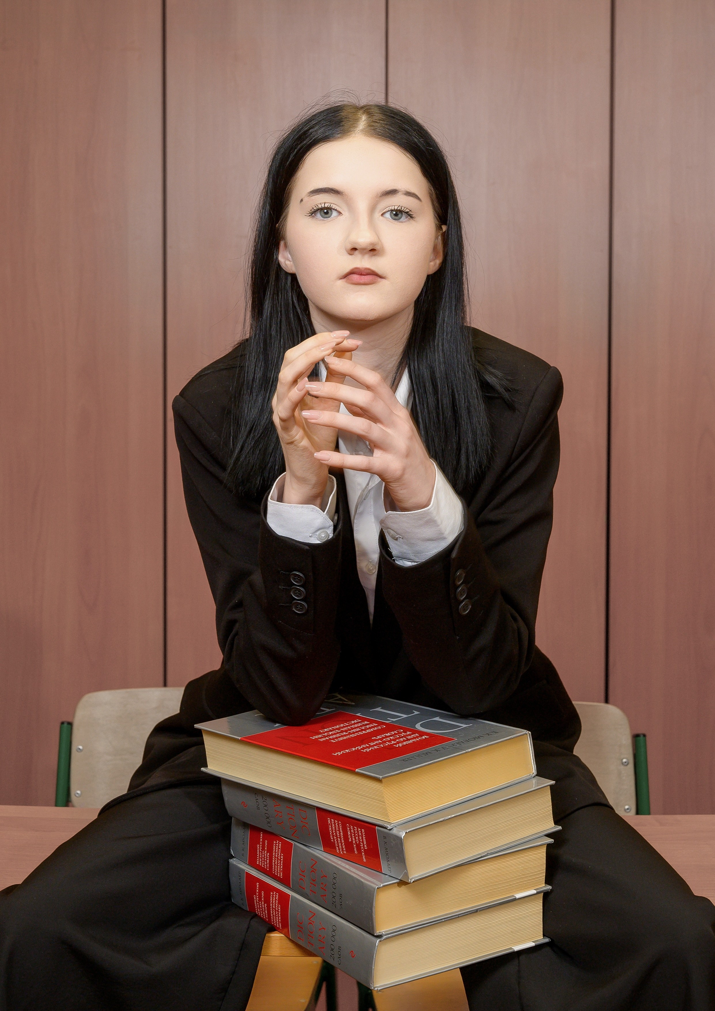 Фотографии старшеклассников для выпускных альбомов Нижневартовск | Портфолио. AR-t студия «Альбом+», г. Нижневартовск