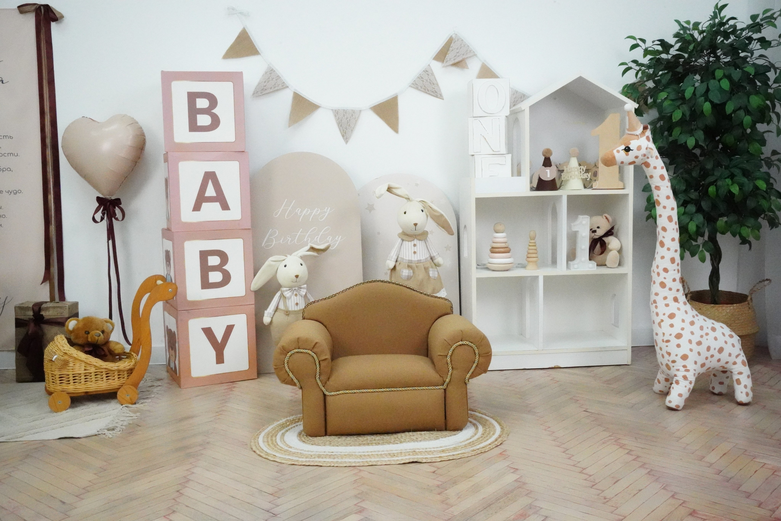 Наши Новые Фотозоны. Детская Фотостудия ГОДОВАСИКИ в Санкт-Петербурге фотосесия на годик