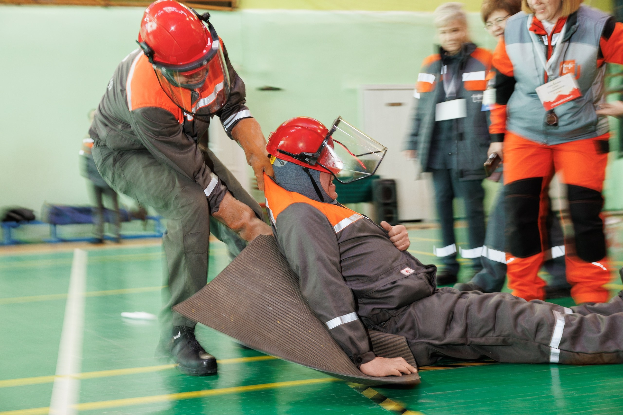 Фотограф на соревнования профмастерства. Контент для бизнеса в Екатеринбурге Полдень Медиа