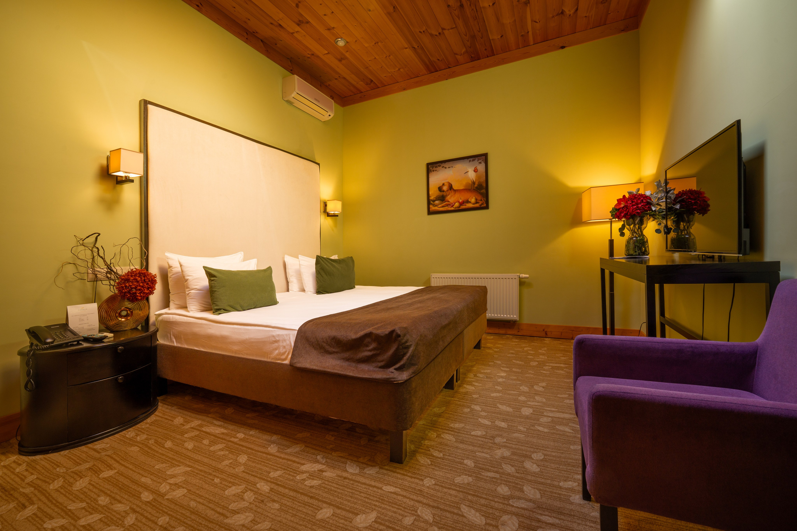 Интерьерный фотограф Чебоксары. C H I L L S I D E — контент-фотограф и аэросъёмка в Чебоксарах