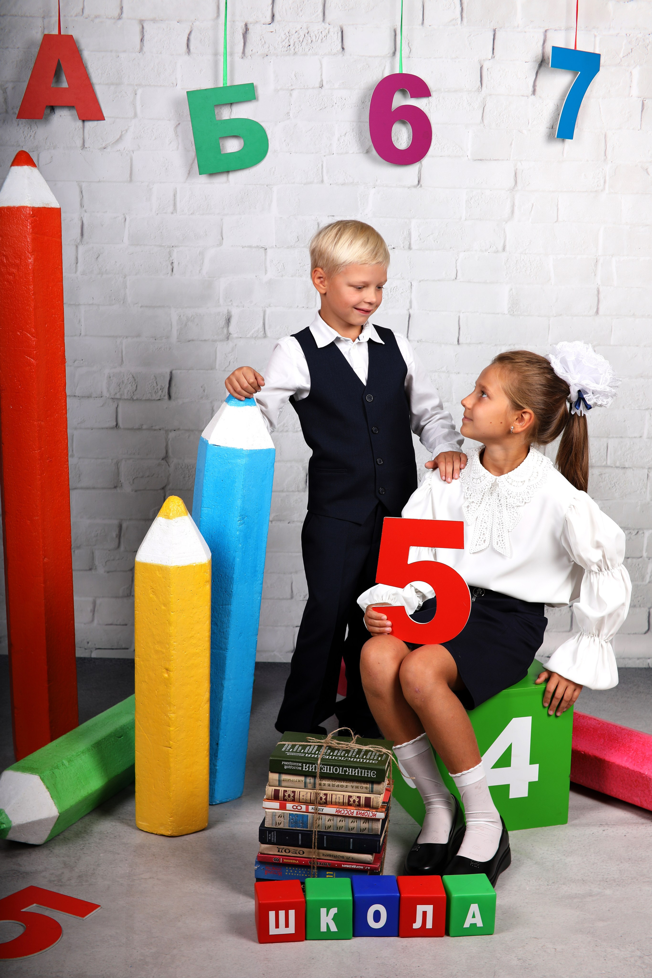 Выпускные альбомы в Красноярске. Студия Колибри