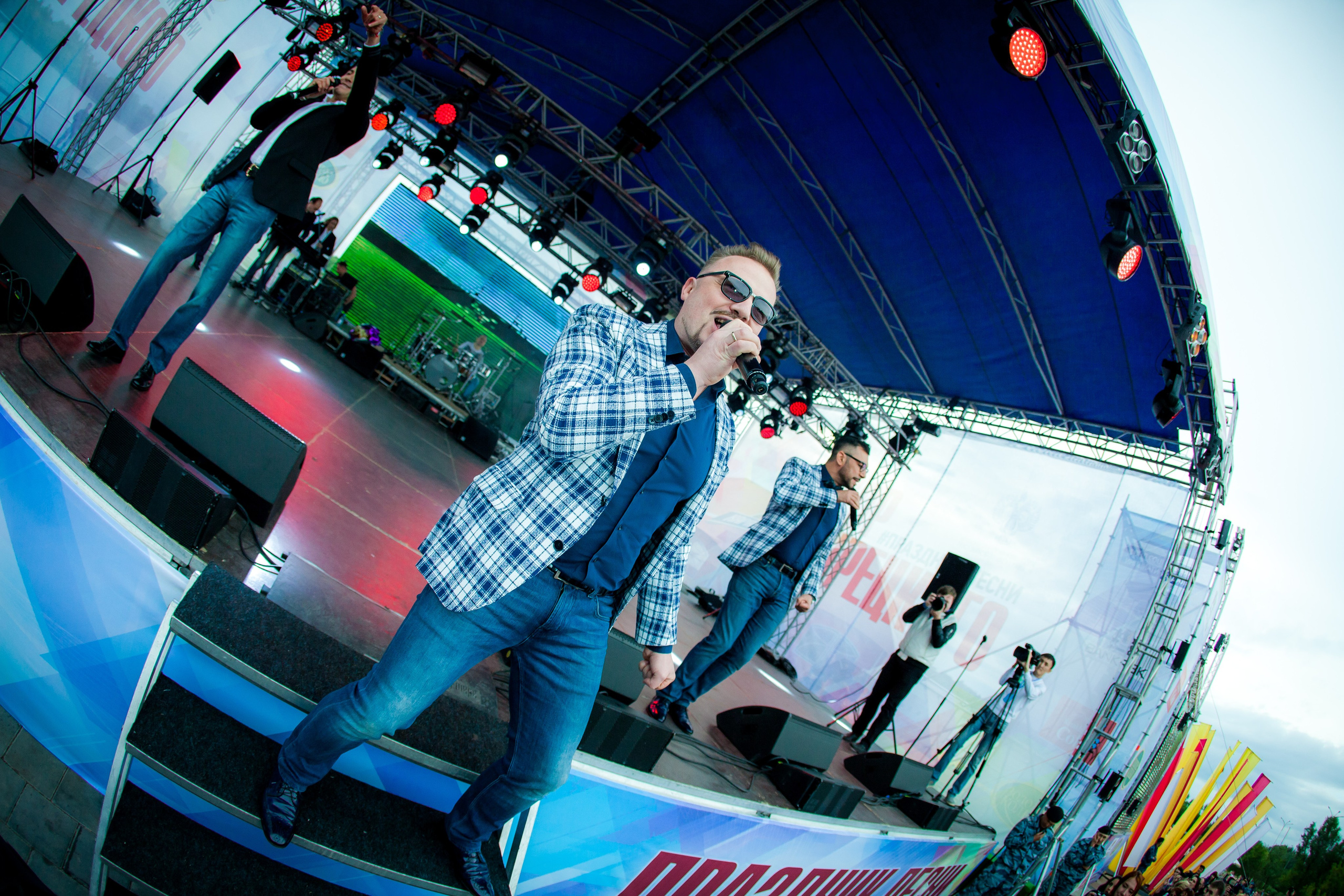 Студийный фотограф в Караганде Алексей Баранов. Фотограф Алексей Баранов. Фотостудия Flash. Семейные фотосессии в Караганде. Индивидуальные фотосессии, детские фотосессии, парные фотосессии в Караганде. Интерьерная фотосессия в Караганде. Семейный фотограф Алексей Баранов. Детский фотограф Алексей Баранов. Художественный фотограф Алексей Баранов. Свадебный фотограф Алексей Баранов. Черно-Белая съемка в Караганде. Самые лучшие семейный и детские фотосессии в Караганде. Контент Съемка в Караганде. SMM в Караганде. Контент фотограф Алексей Баранов. Рекламная съемка в караганде. Реклама. Бутики с одеждой. торговля Караганда. рекламное фото мероприятия в караганде. рекламное фото. рекламный фотограф Алексей Баранов. фотограф. Фотограф Караганда. Алексей Баранов. фотосессия. фотосессия в Караганде. Заказать фотографа в караганде. репортажный фотограф в Караганде. фотосъемка мероприятий. банкет. свадьба. юбилей. детское день рождение. годик. фотограф детский в Караганде. Репортажный фотограф в караганде Алексей Баранов.