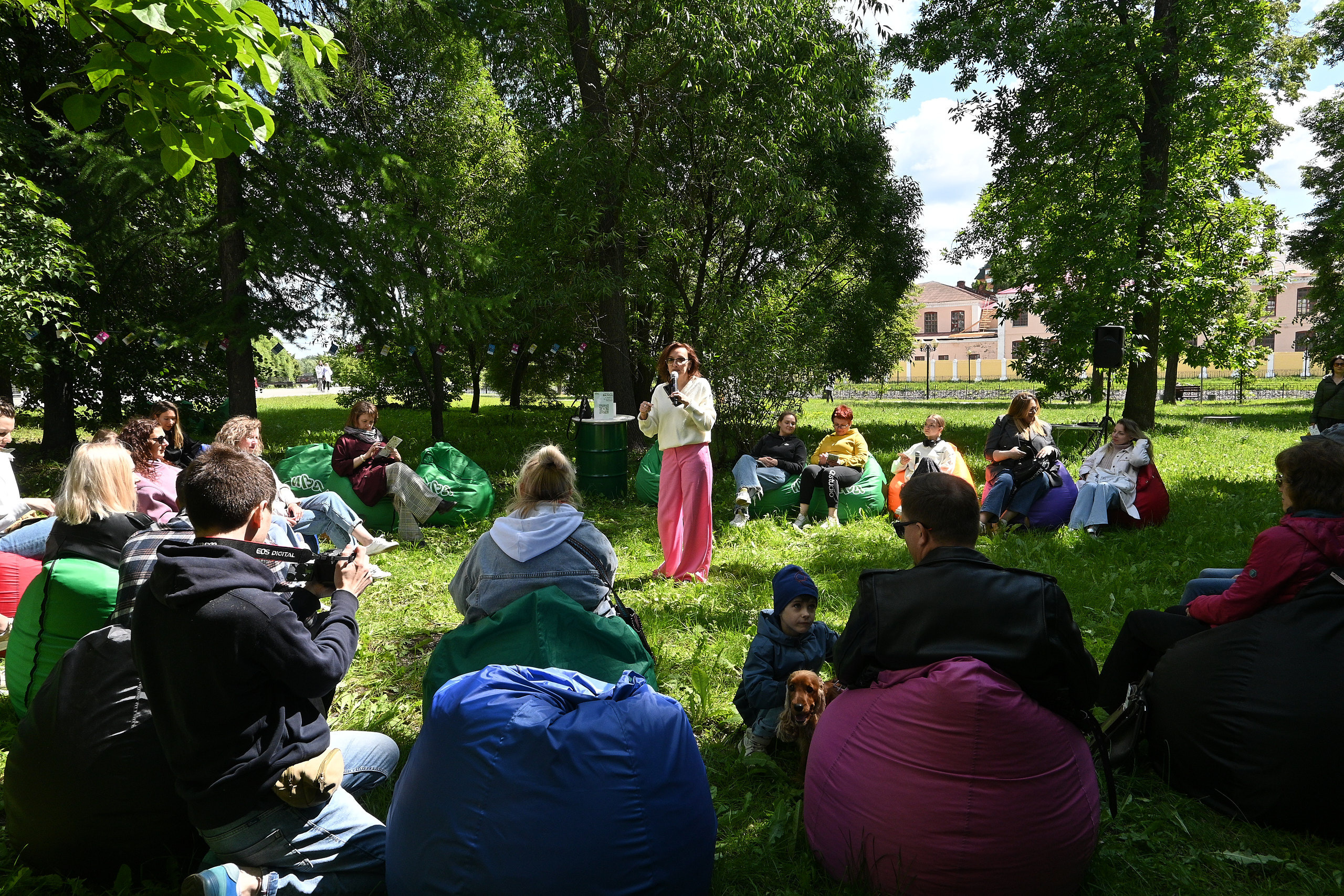 Репортажная съемка Ивафест в Иваново. Фотограф в Иваново: Каталожная съемка одежды и постельного белья, Wildberries