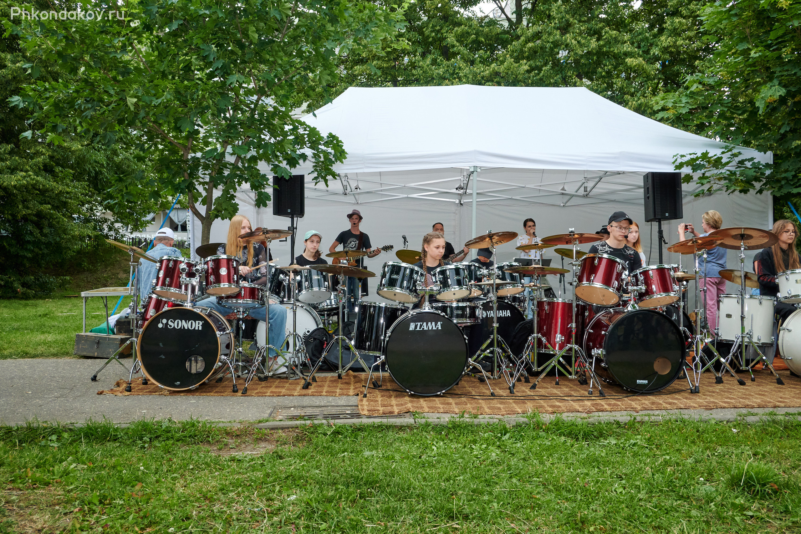 Фестиваль прожектор в иваново 8 июля 2023. Фотограф в Иваново: Каталожная съемка одежды и постельного белья, Wildberries