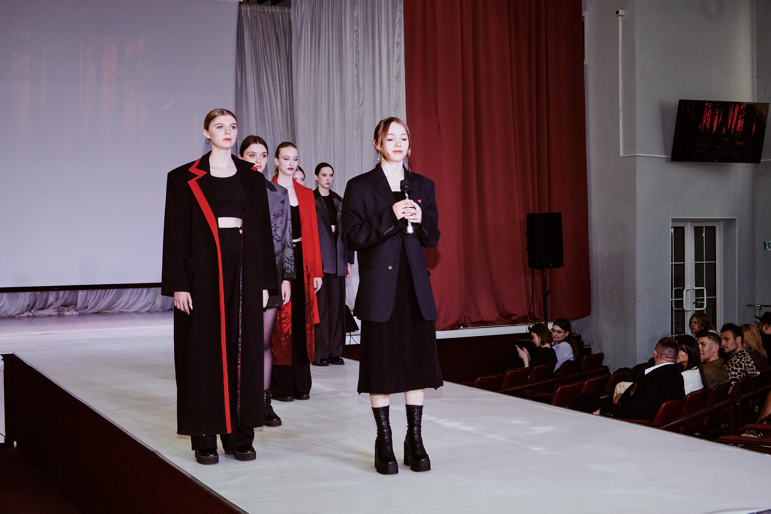 Показ модельного агентства ART PLAY в Иваново для ИВГПУ