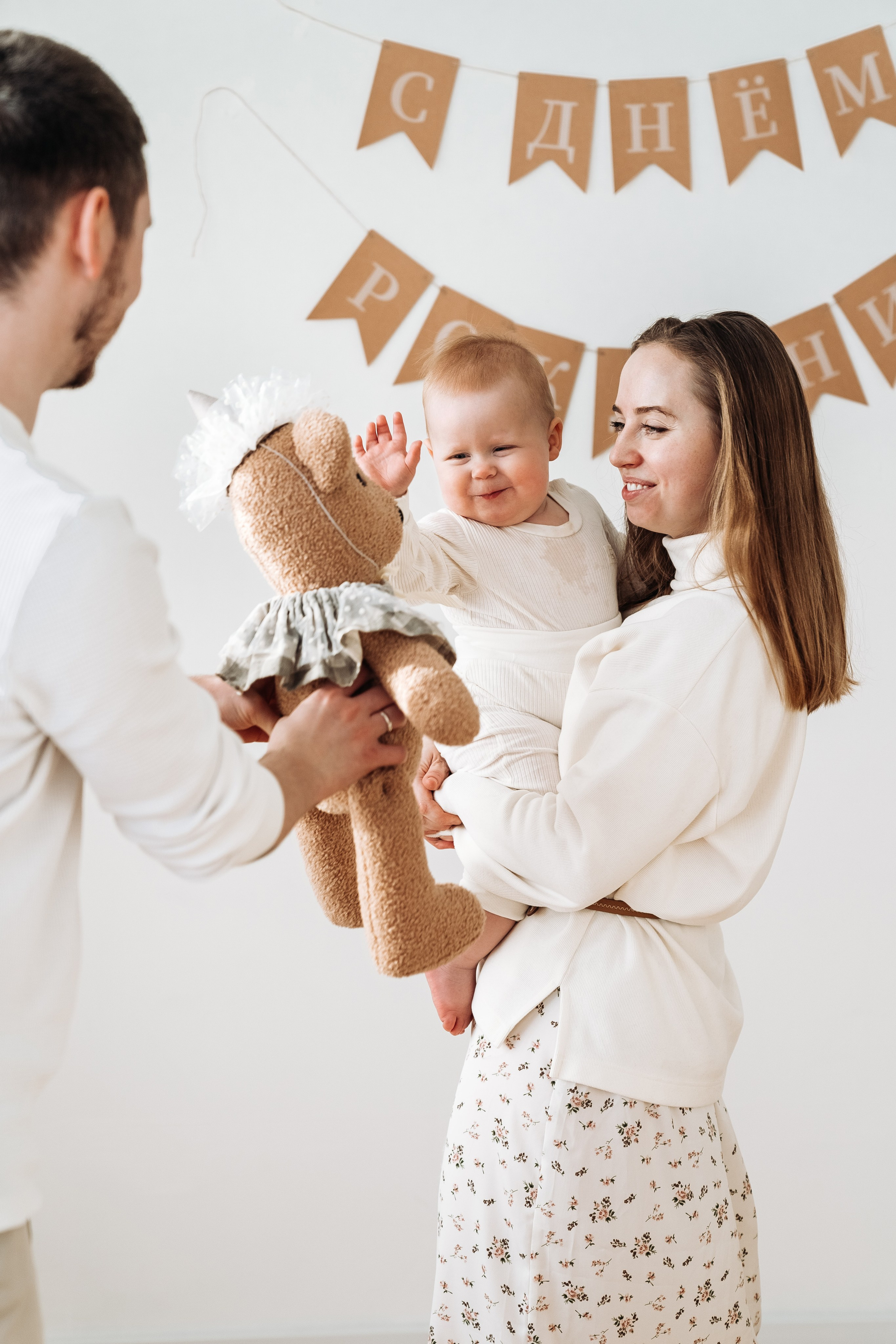 Фотосессии на годик. Семейный фотограф СПб Анастасия Василь. Фотосессия на годик