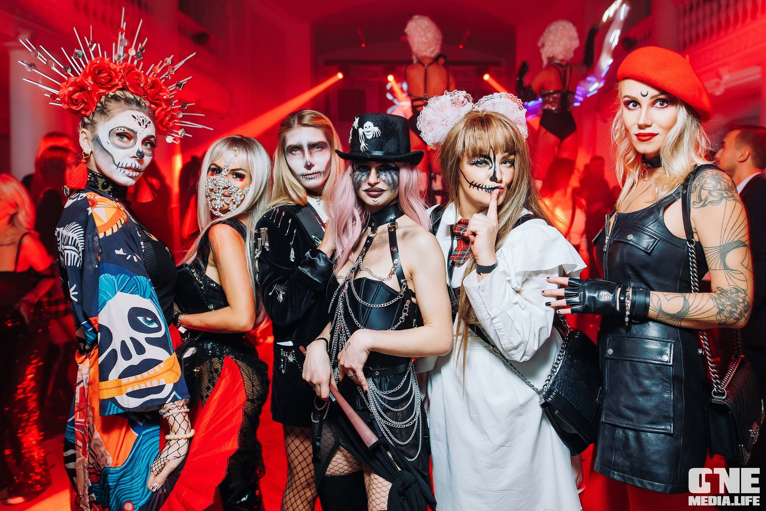 Halloween. Electronic Masquerade. One Media Life: фоторепортажи, фотоотчеты с мероприятий и заведений