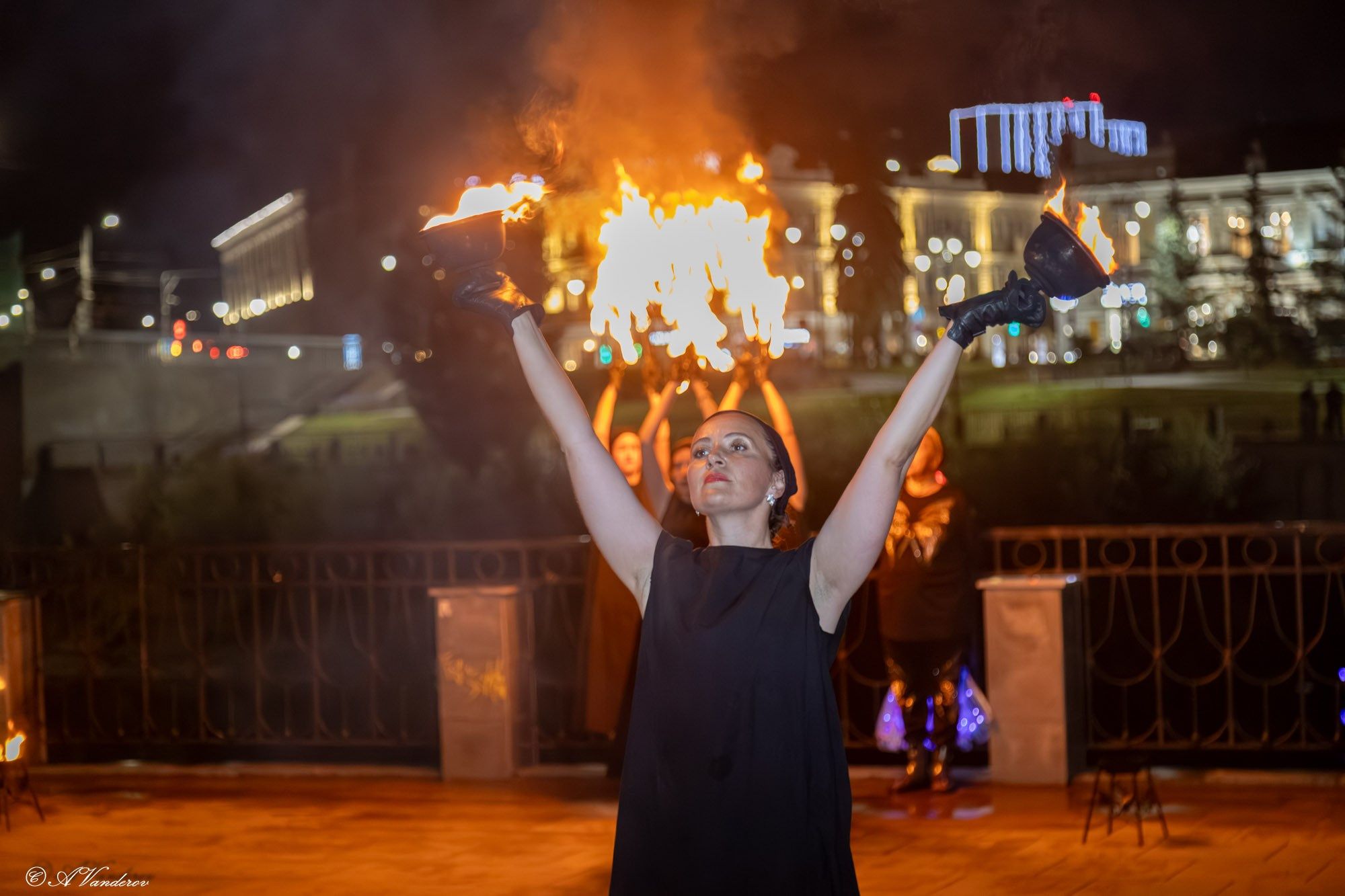 Праздничный марафон «Искры города»
