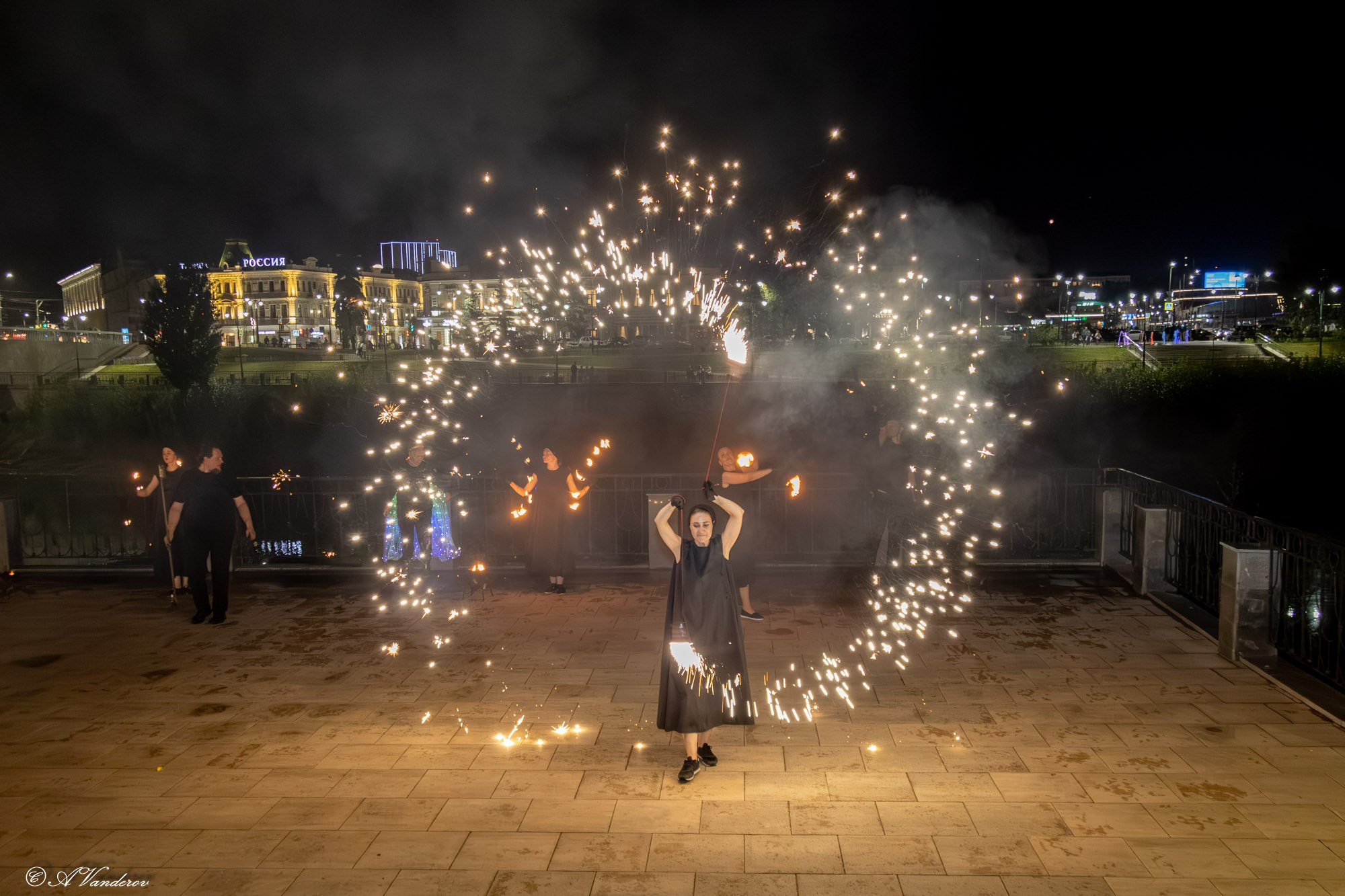 Праздничный марафон «Искры города»