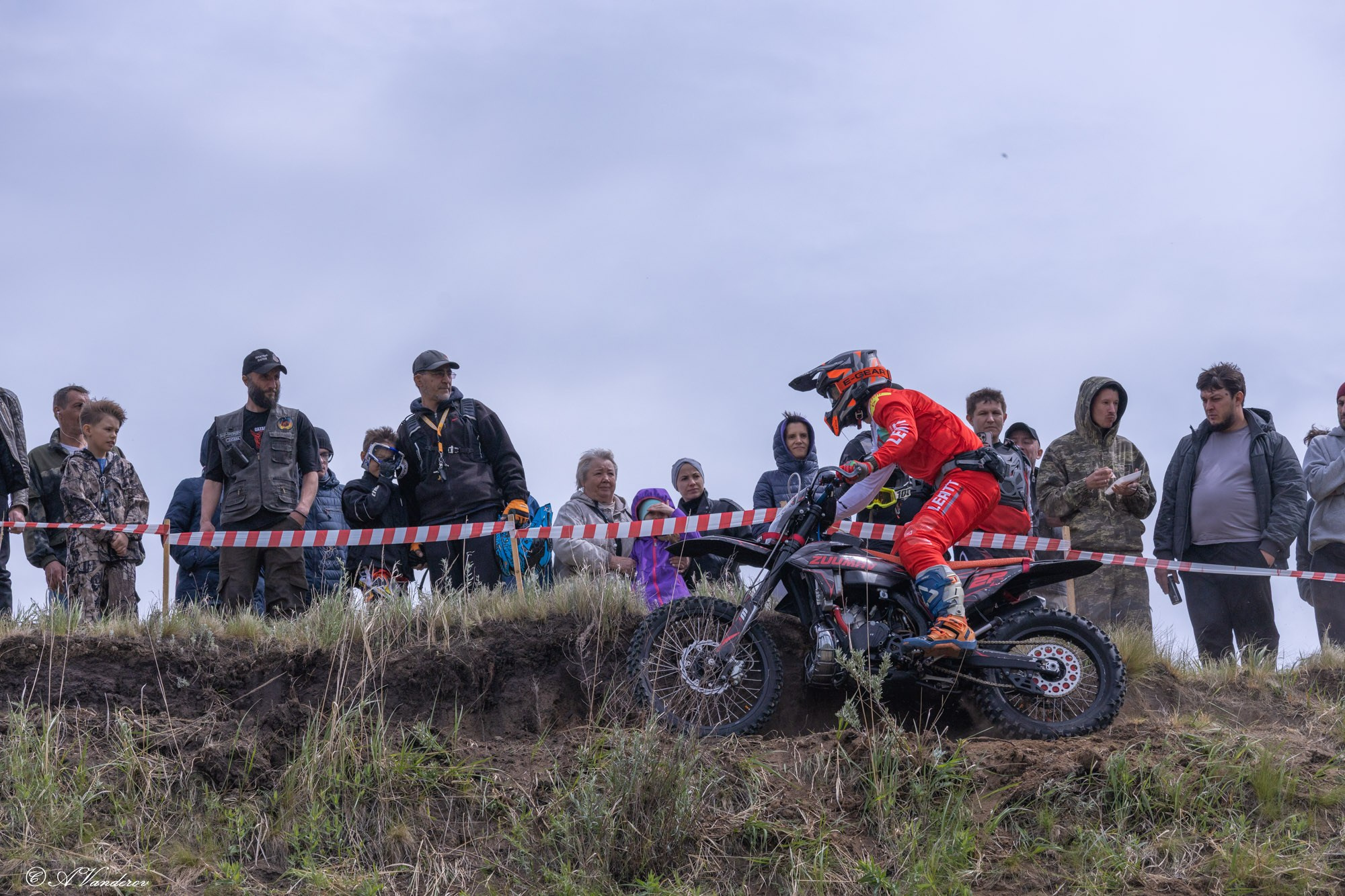 Эндуро сталь. Фотограф Омск | Александр Вандеров