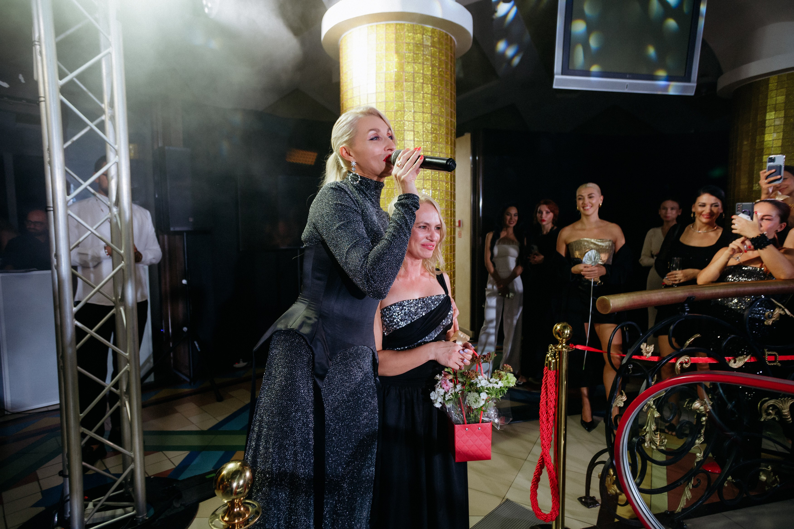 20 лет студии красоты Юлии Харченко. СВОИ. ФОТООТЧЕТЫ-СОБЫТИЯ-МЕСТА