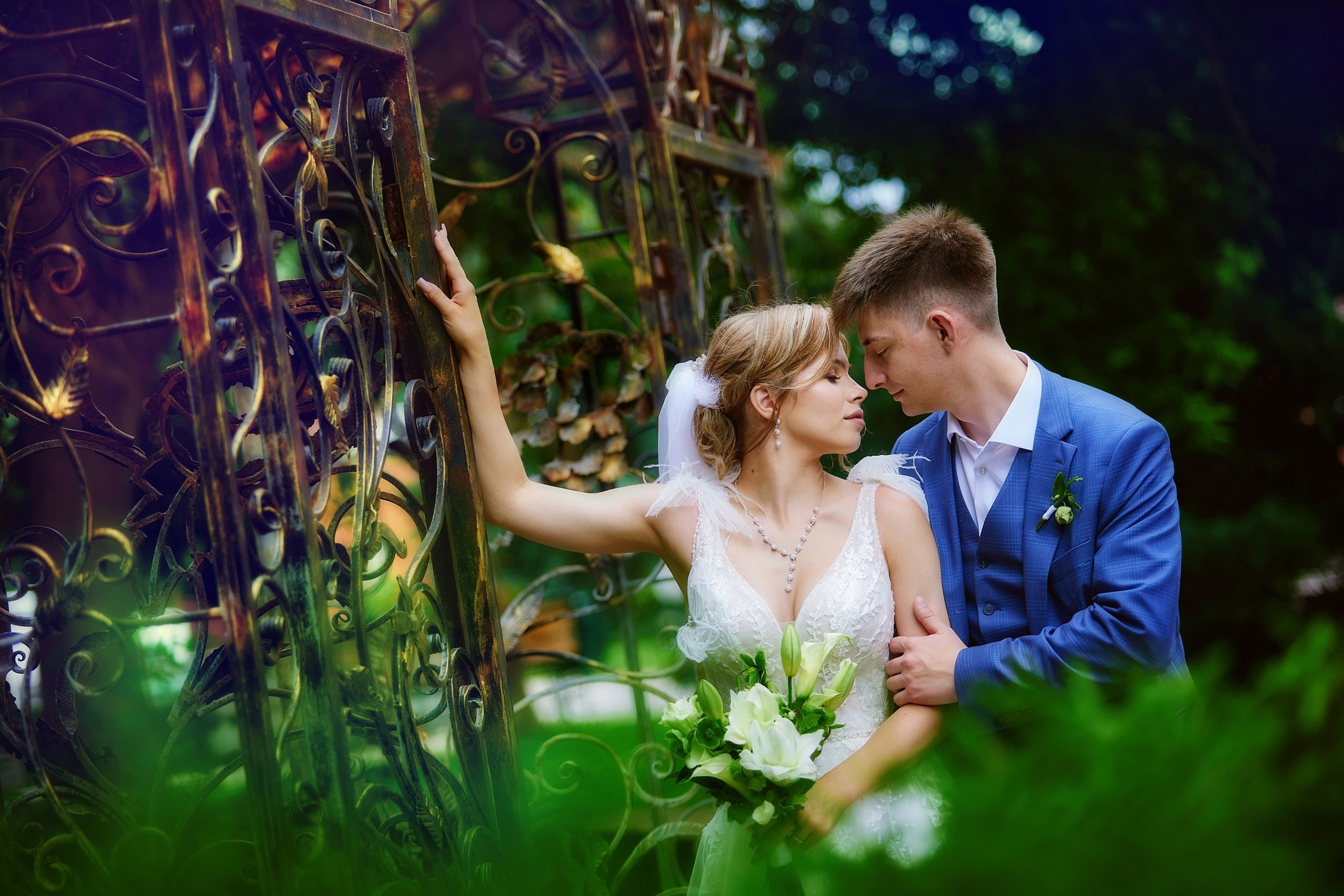 Профессиональный свадебный фотограф: Сохраните ваши волшебные моменты. Выпускной альбом Новосибирск