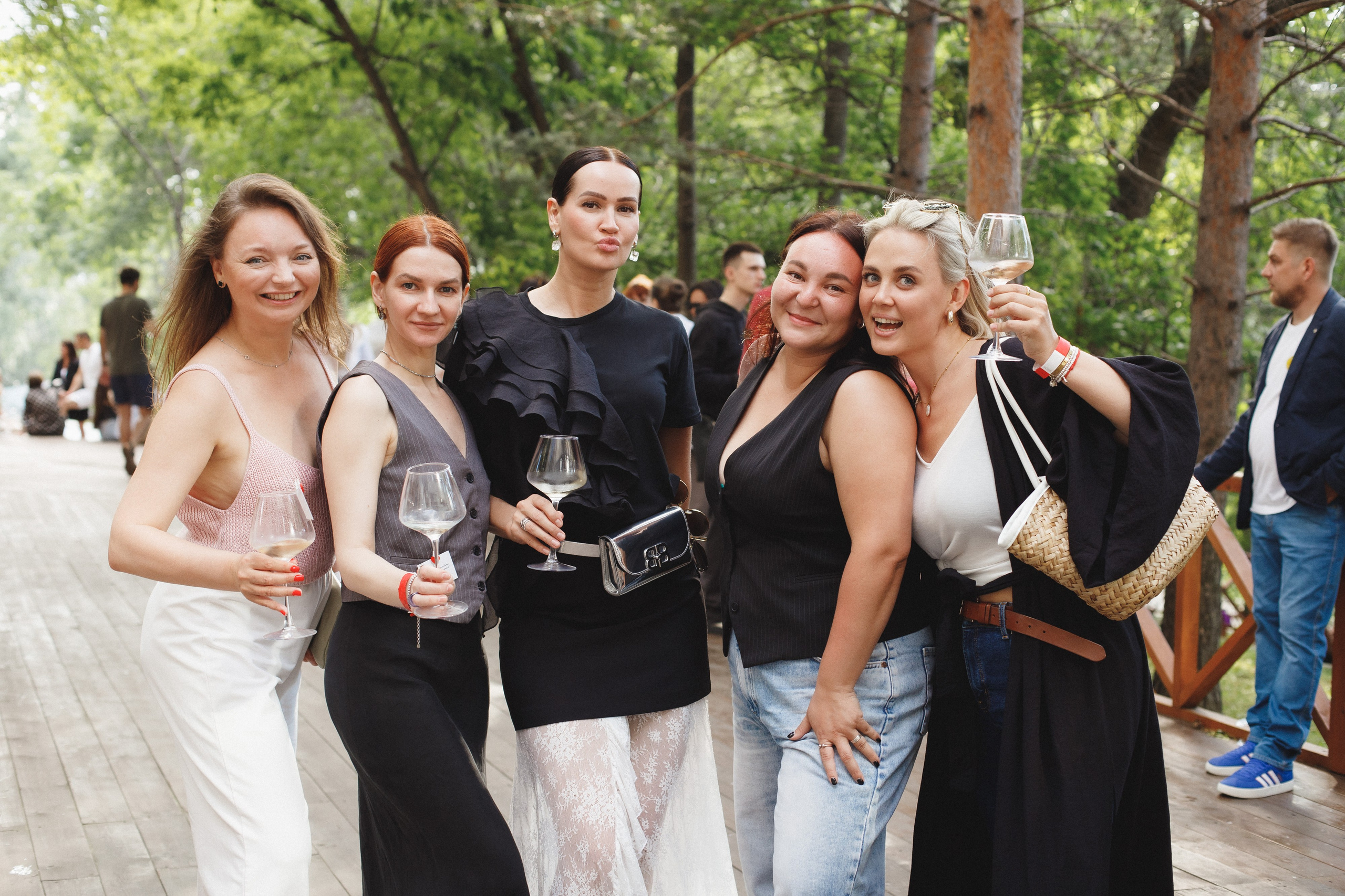 ФЕСТИВАЛЬ РОССИЙСКОГО ВИНА. СВОИ. ФОТООТЧЕТЫ-СОБЫТИЯ-МЕСТА