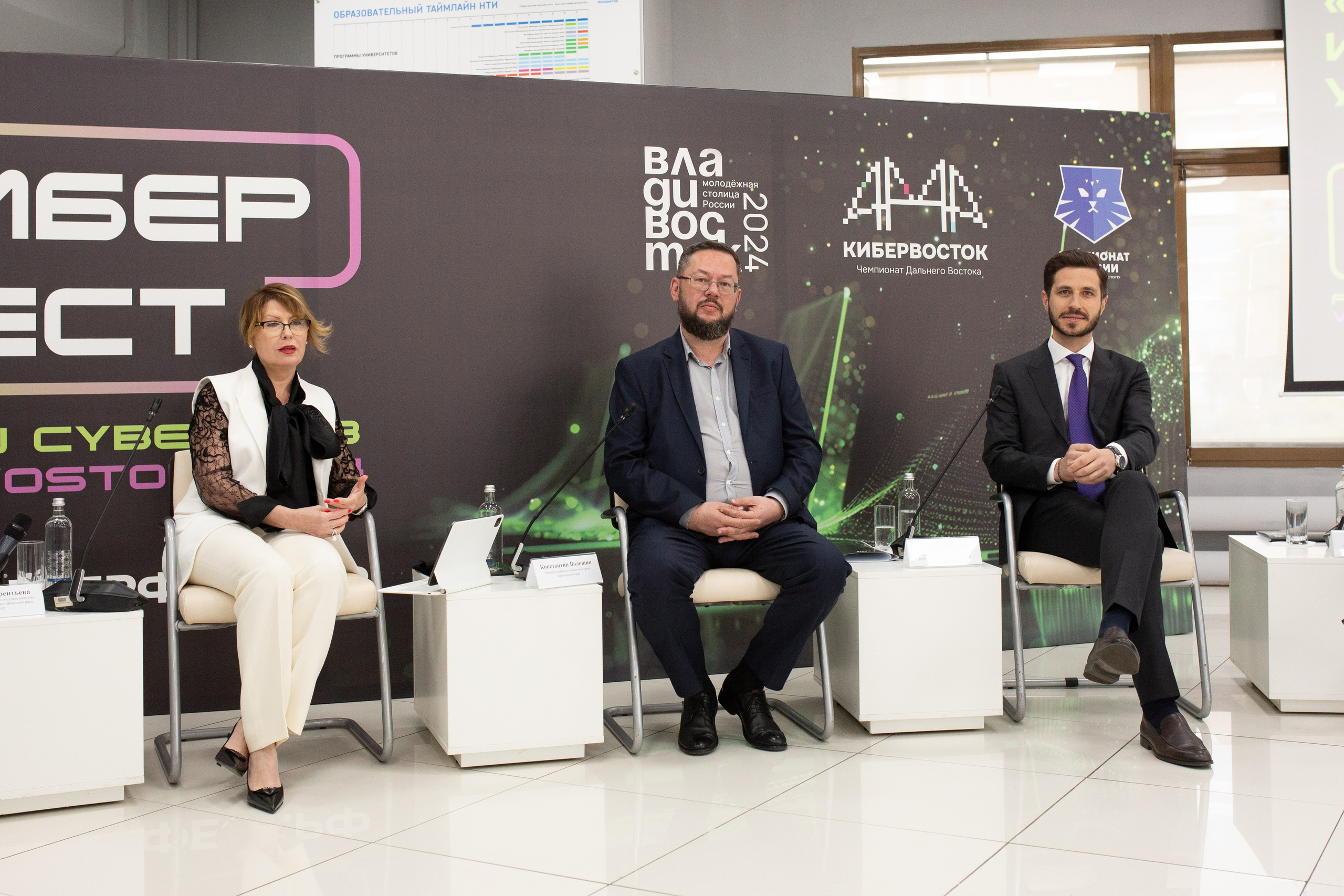 Репортажная фотосъемка во Владивостоке. Портретный, свадебный, репортажный фотограф во Владивостоке Юлиана Джули Фокс