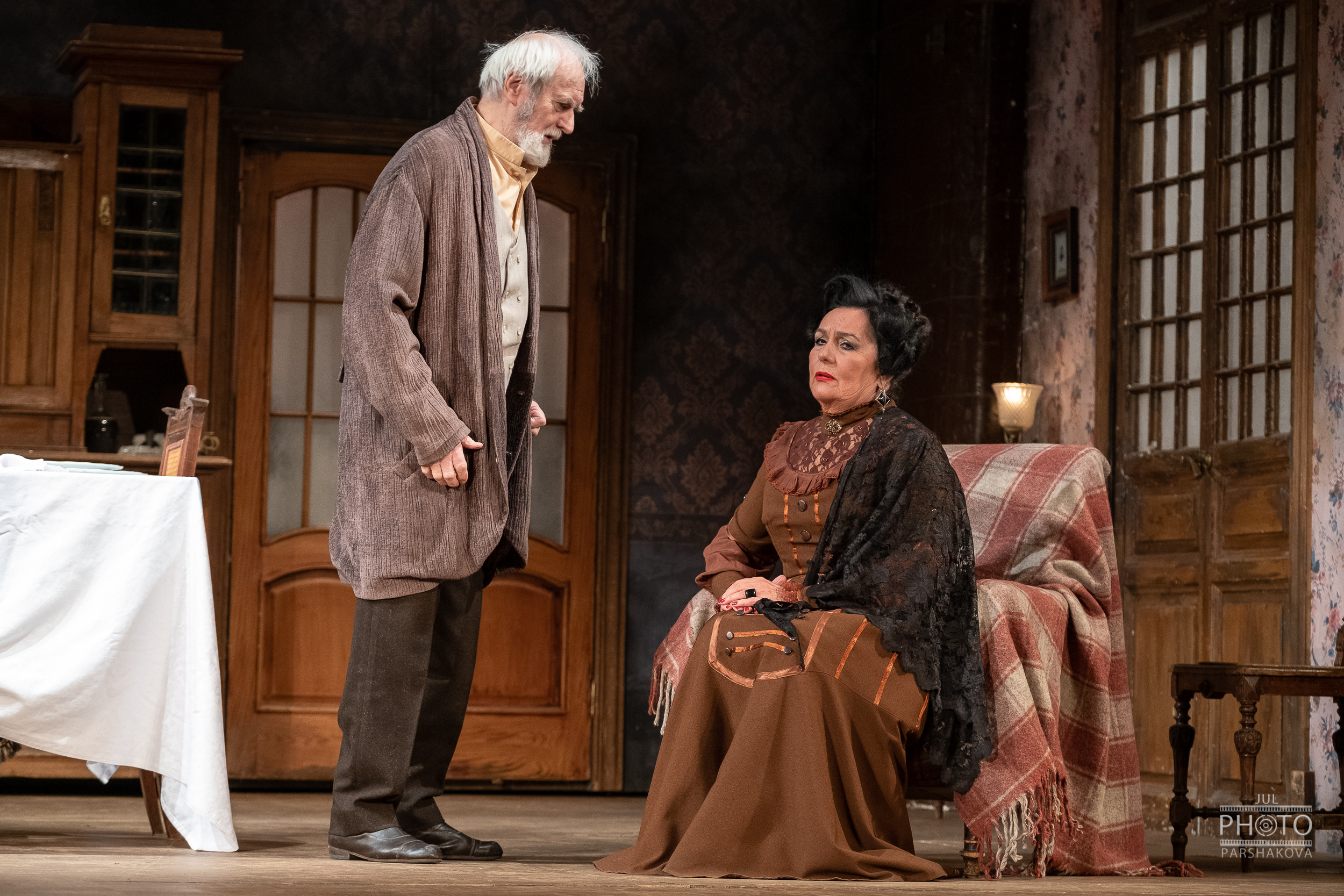 Театр на Литейном — спектакль «Семейный портрет». Фотограф в Санкт-Петербурге и Москве Юлия Паршакова