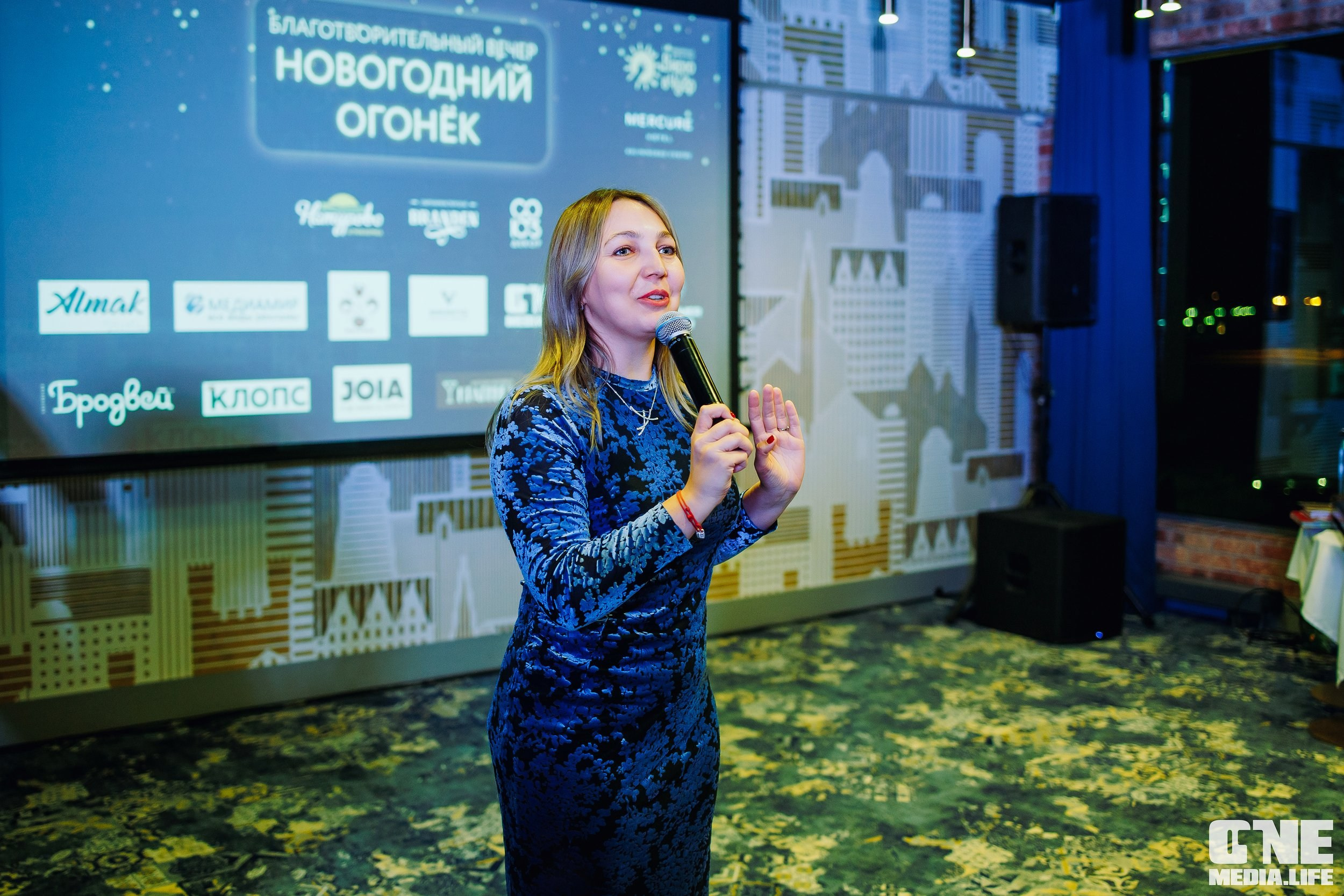 Новогодний Огонёк от Верю в Чудо. One Media Life: фоторепортажи, фотоотчеты с мероприятий и заведений