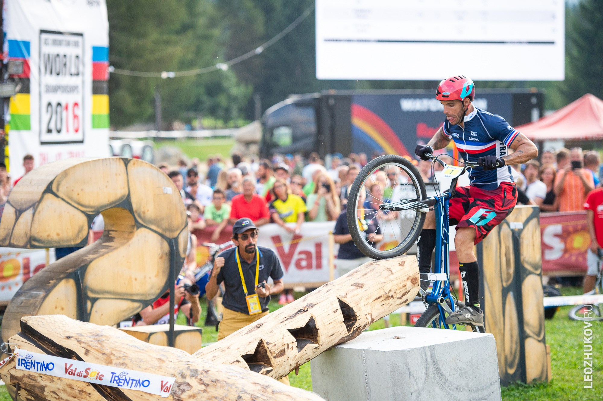 UCI Trials World Championships 2016 — finals. Sports photographer Leonid Zhukov