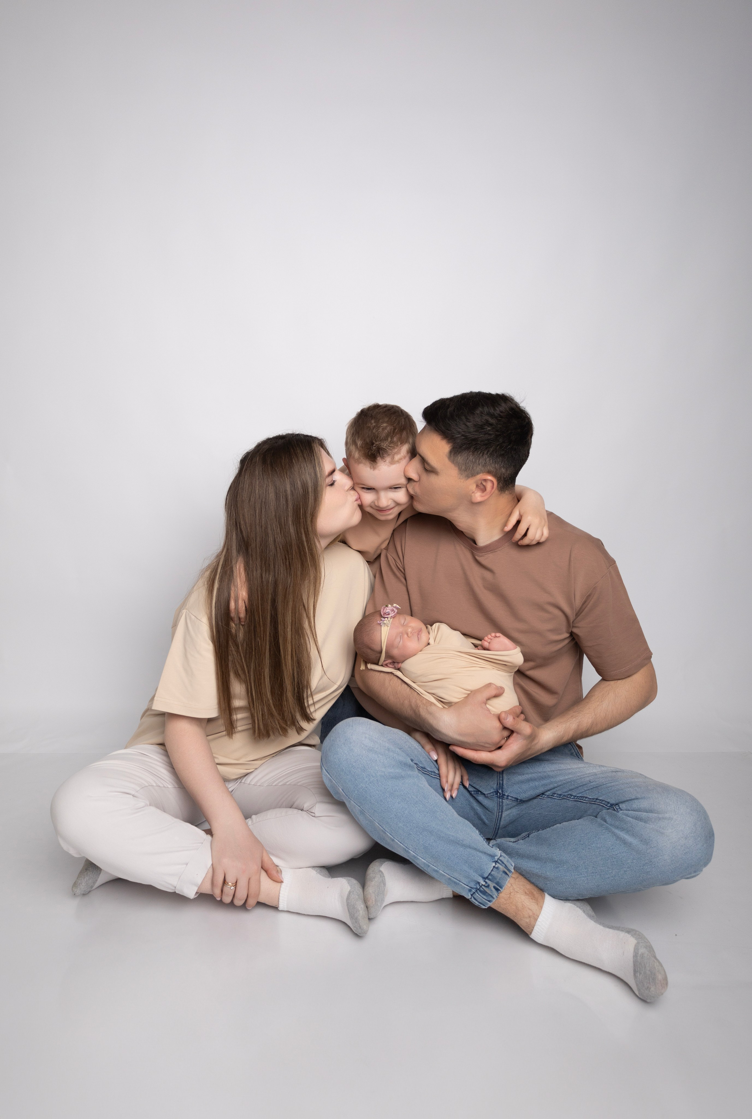 Услуги. Первый фотограф новорожденных и деток старше в г. Коврове