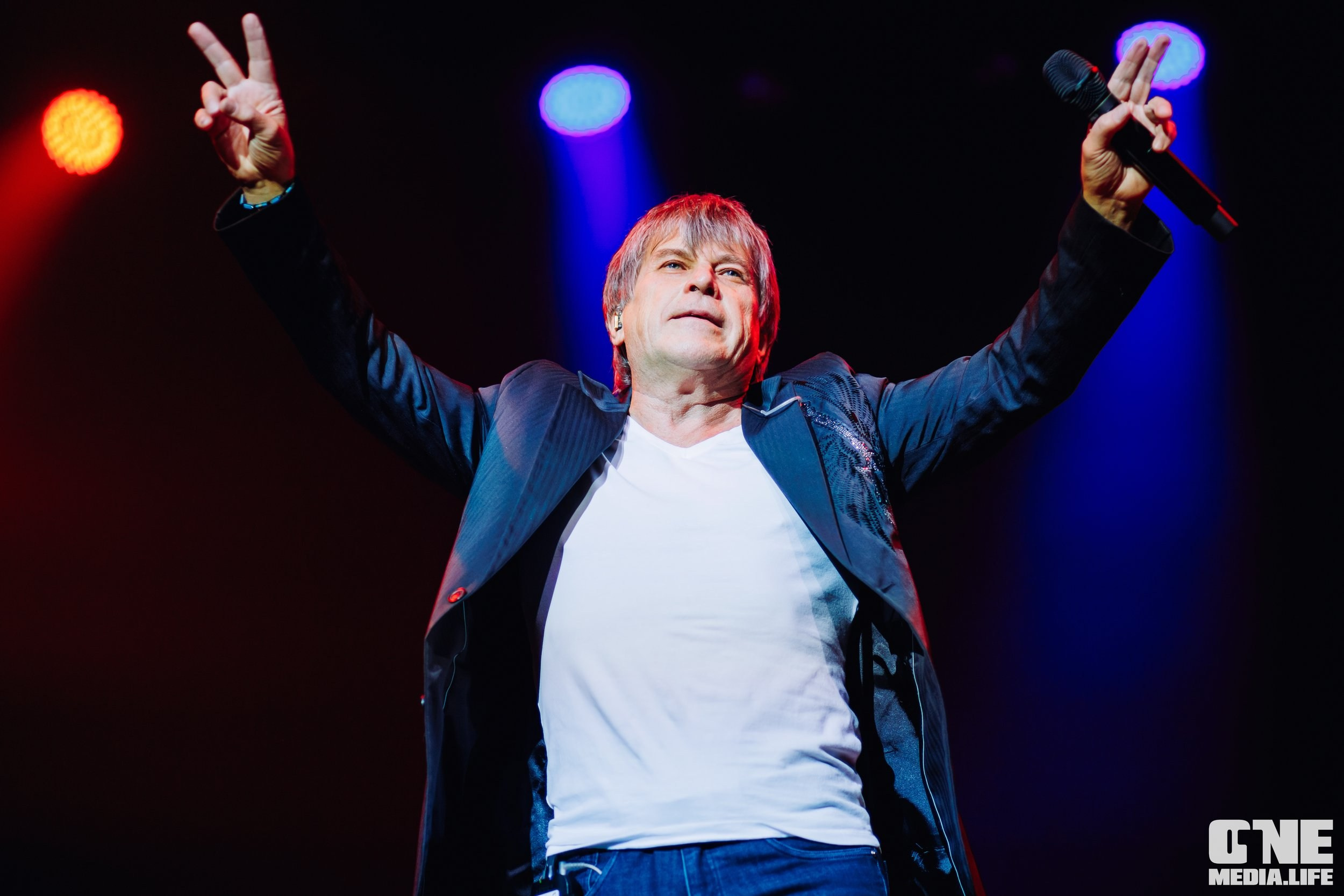 Фоторепортаж из театра эстрады Янтарь-холл. One Media Life: фоторепортажи, фотоотчеты с мероприятий и заведений