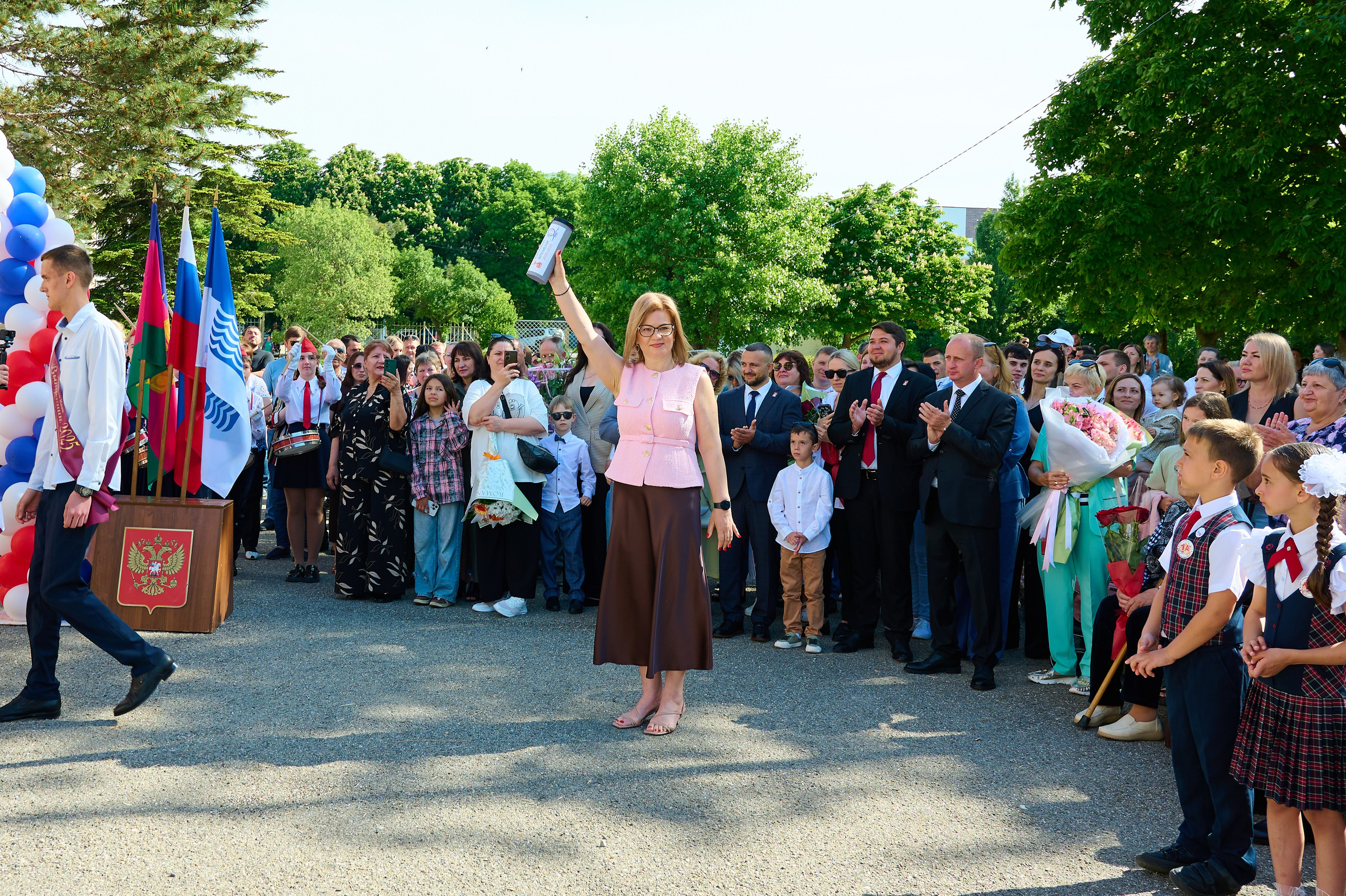 Последний звонок 2025. Жизнь курорта Кабардинка в фотографиях