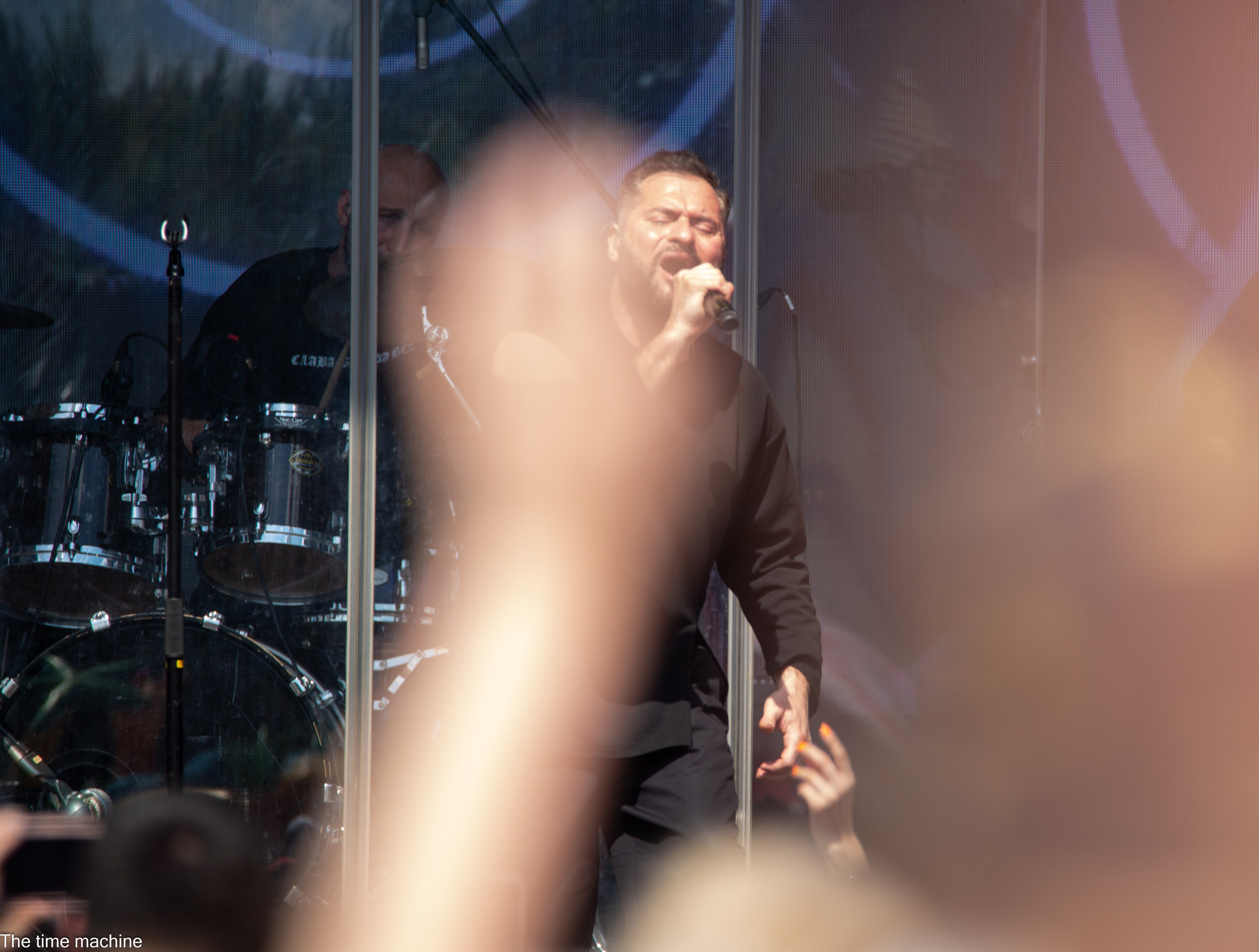 Концерт певца Ираклия Veer Mall 31.05.25. Фотограф для маркетплейсов Михаил Бове