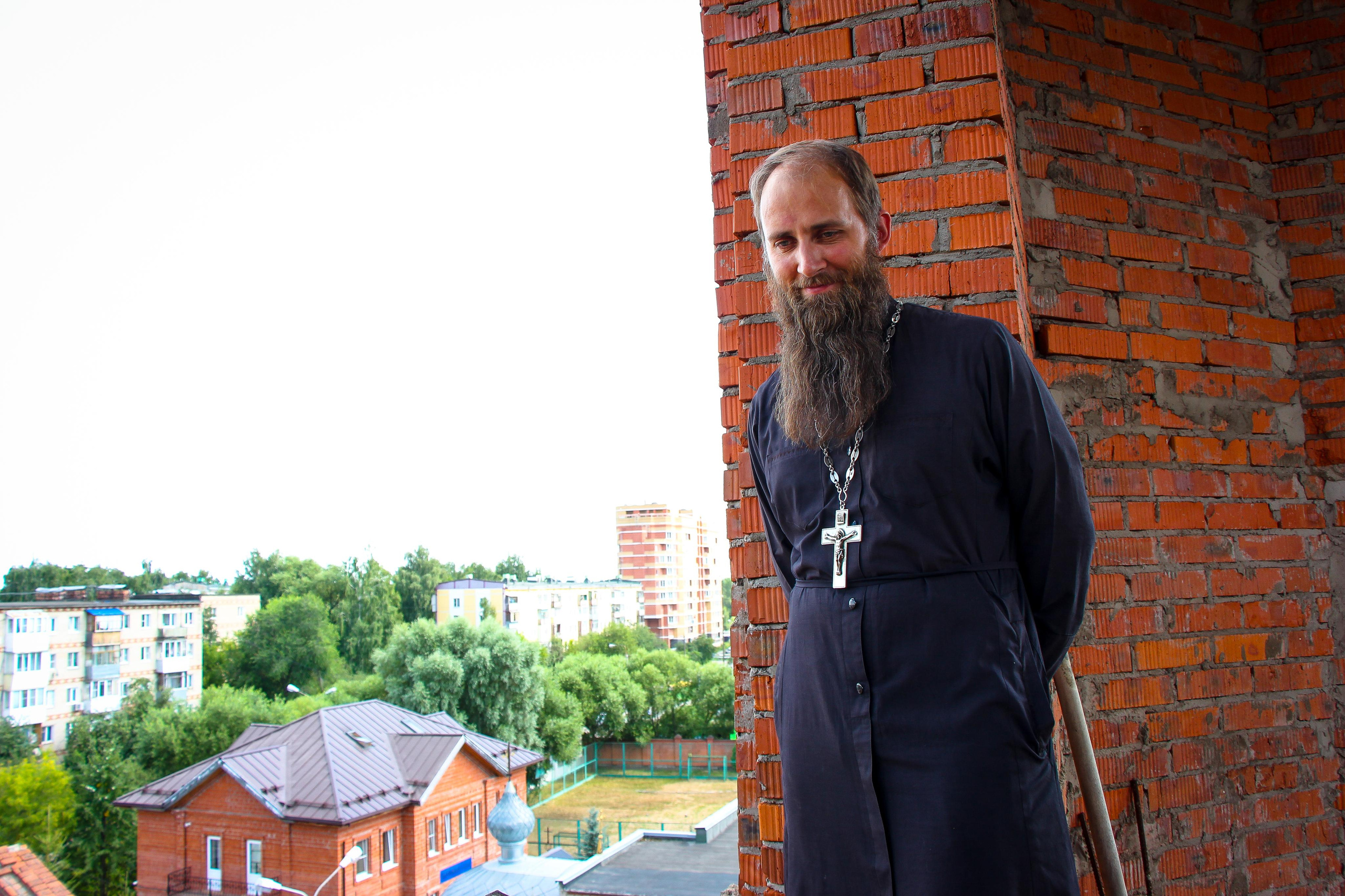 Строительство храма. Московская область г. Лобня. 2021 г. Мария Ткаченко. Документальная фотография