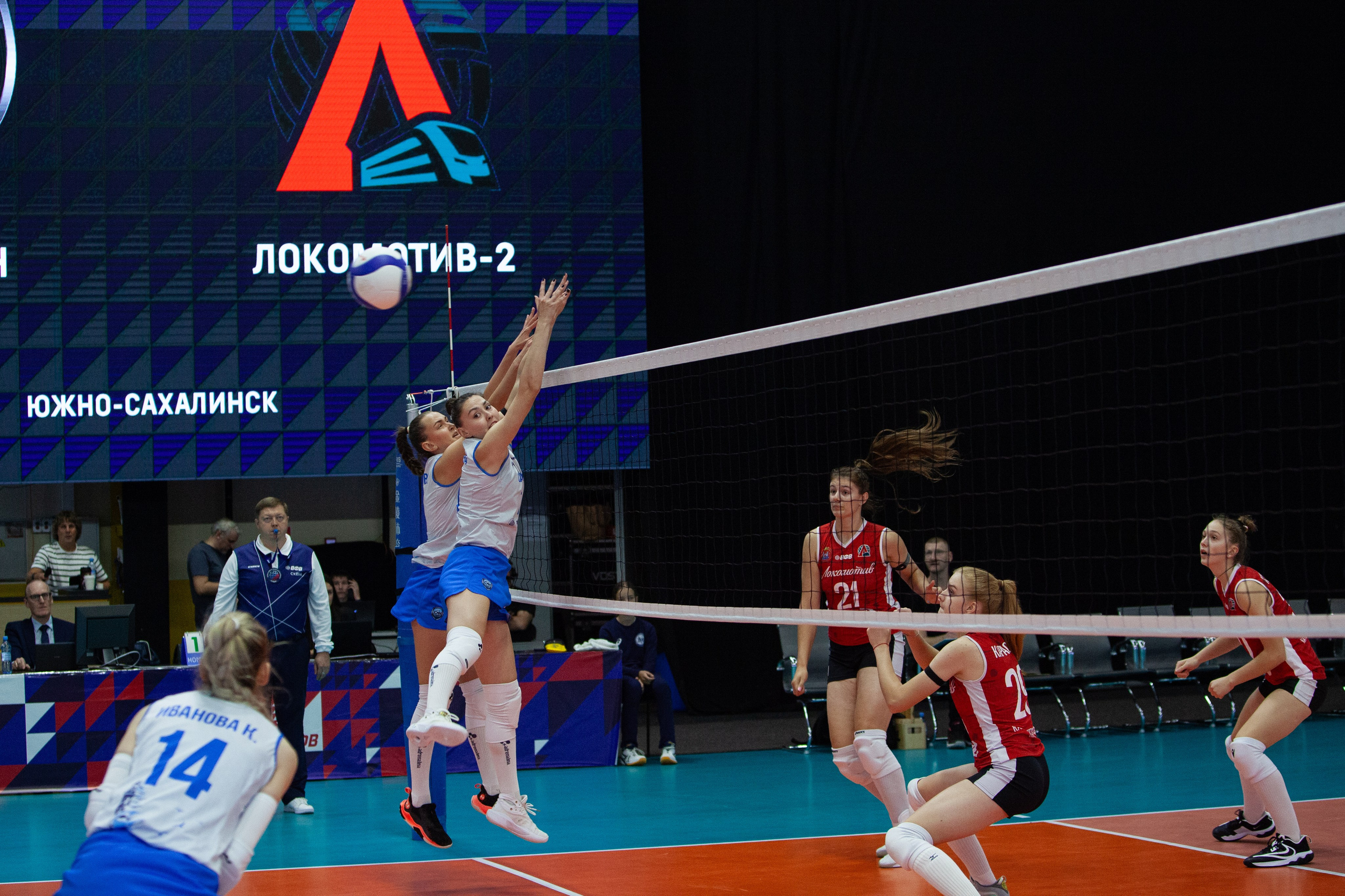 Один день из тура чемпионата России по волейболу. Кутузов Евгений Фотограф в Южно-Сахалинске